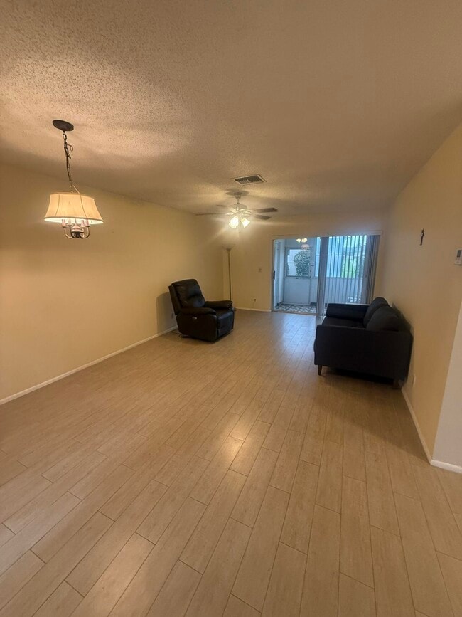 Photo - 2509 Dudley C Dr Unit C