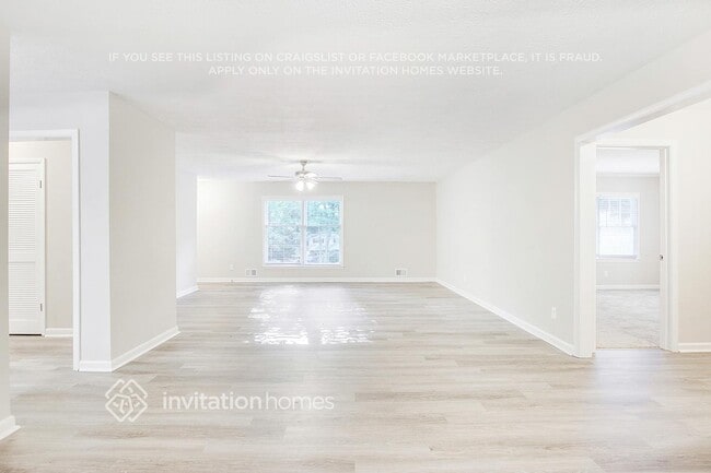 Photo - 5447 Blackhawk Dr