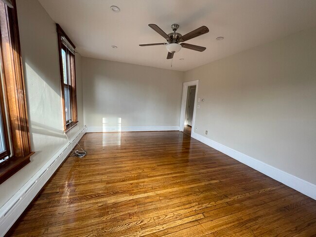 Photo - 338 K St Unit 1