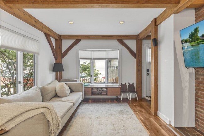 Photo - 7 Murdock St