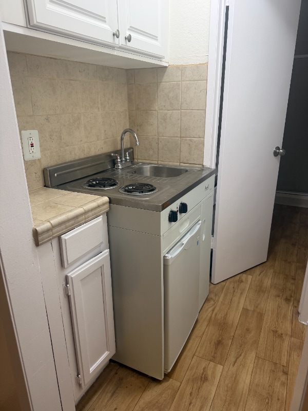 Photo - 13606 Cerise Ave Unidad B