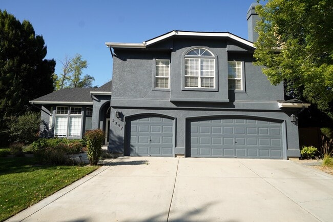 Photo - 2747 E Migratory Dr