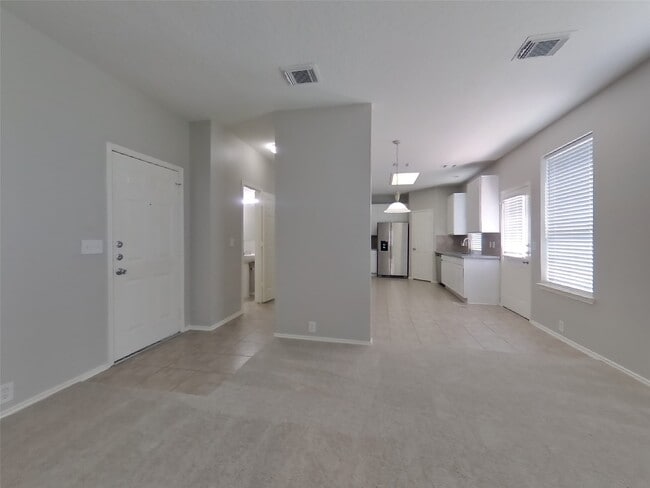 Building Photo - 18810 Woodbreeze Dr