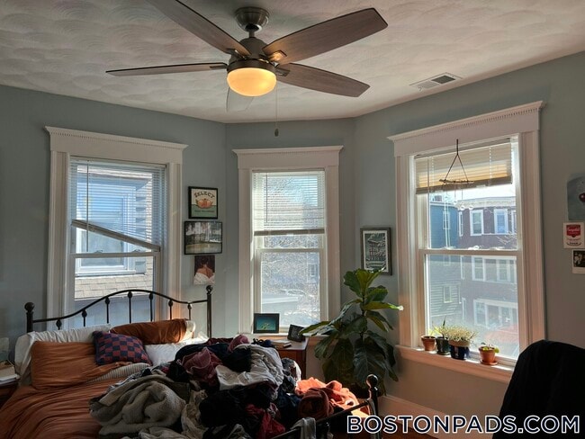 Photo - 305 Highland Ave Unit 3