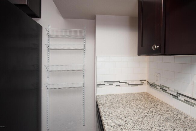 Photo - 502 E Mariposa St Unit 101