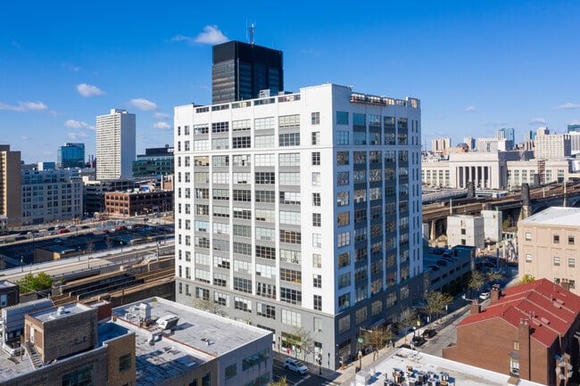 Photo - 2200 Arch St