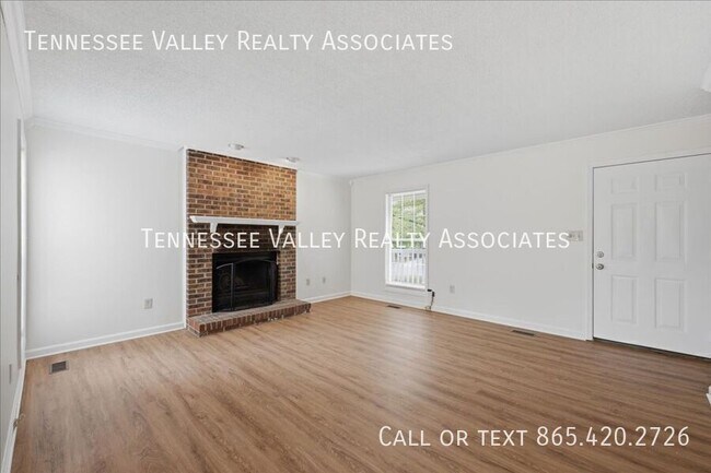Photo - 1277 Halifax Rd