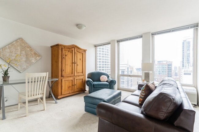 Photo - 111 E Chestnut St Unit 27E