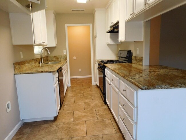 Photo - 3832 E Ashcroft Ave