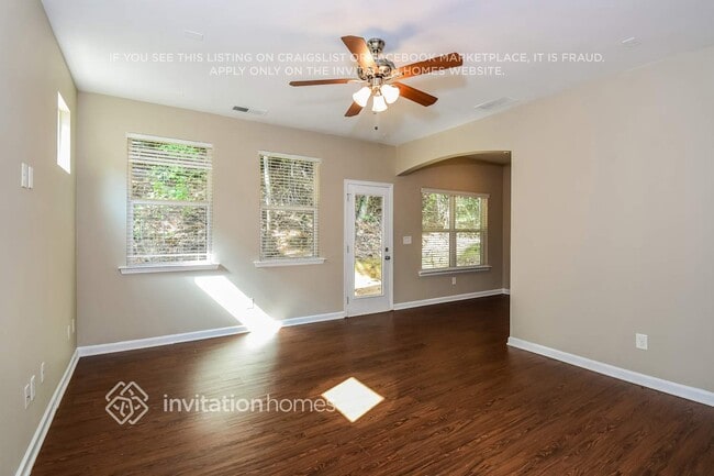 Photo - 483 Lobdale Falls Dr House