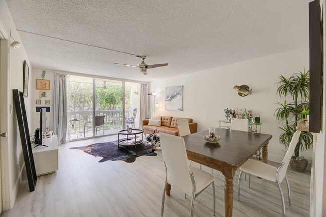 Photo - 7081 Environ Blvd Unit 143