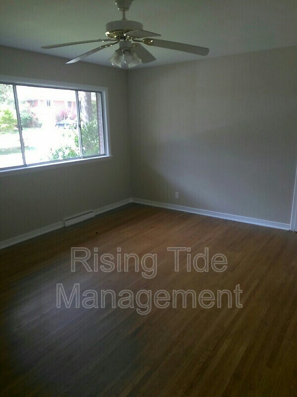 Photo - 1109 Barnisdale Rd