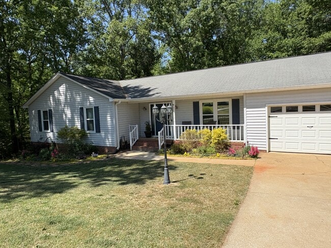 Photo - 321 N Valley View Dr
