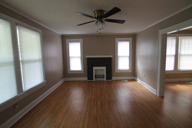 Photo - 521 Chestnut St
