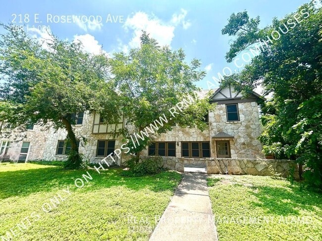 Building Photo - 218 E Rosewood Ave Unit 3