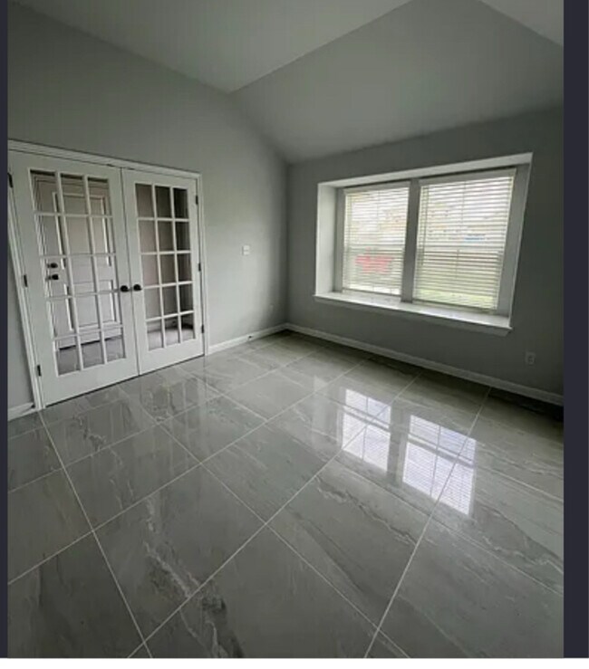 Photo - 501 Evening Star Cv