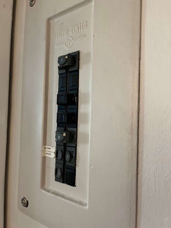 Photo - 509 N Bowdoin Pl