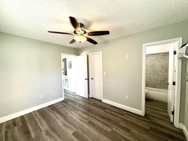 Photo - 820 NE 17th Ave Unit 7