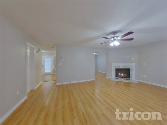 Photo - 3023 Willamette Valley Dr