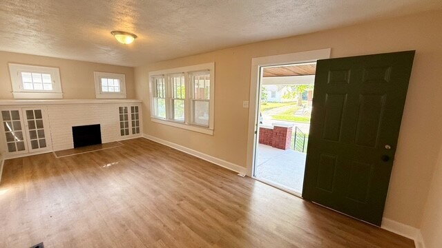 Photo - EAST SIDE FULLY RENOVATED 2 BEDROOM BUNGALOW AVAILABLE NOW!