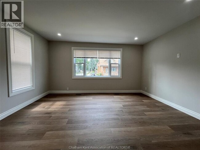 Photo - 205 St.Clair STREET