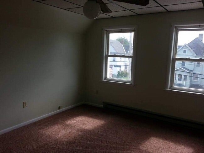 Photo - 205 E Main St Unit 205 E Main Street Apt 2