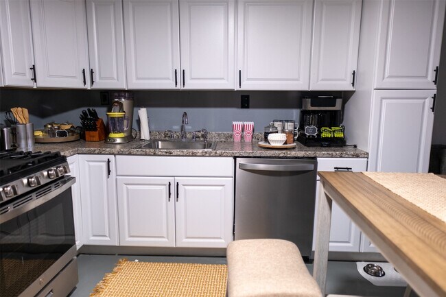 Photo - 4017 Avenue M