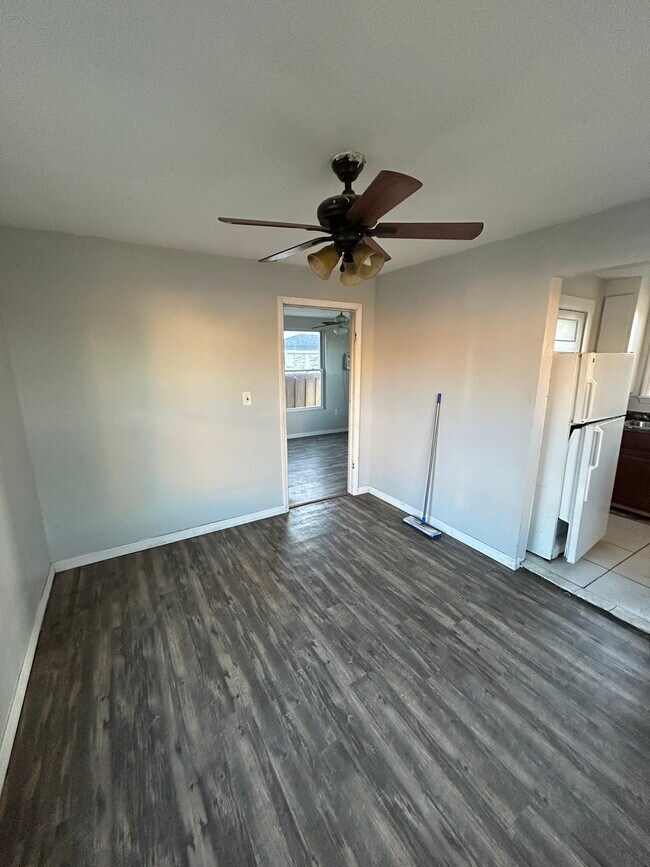 Photo - 305 E Polk Ave