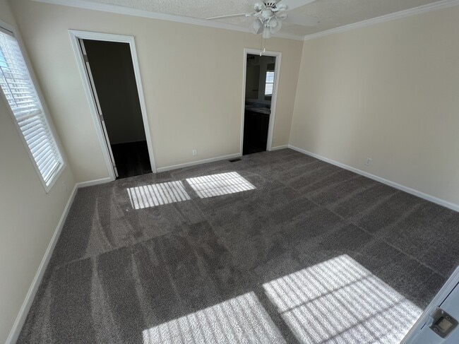 Photo - 258 Field Pine Dr