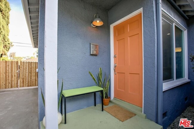 Photo - 4234 Verdugo Rd