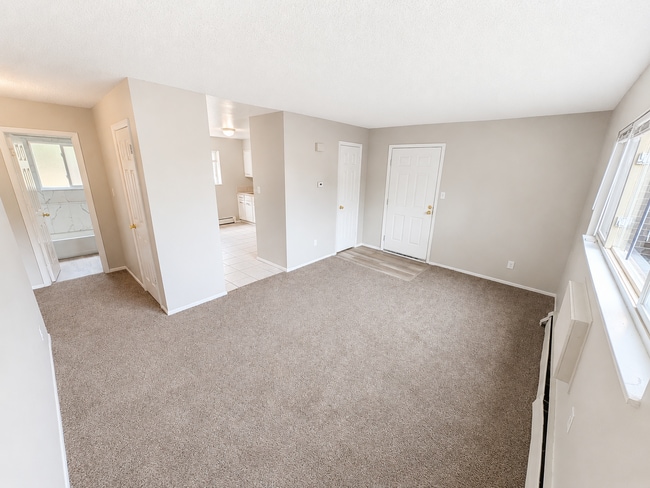 Photo - 2520 King St