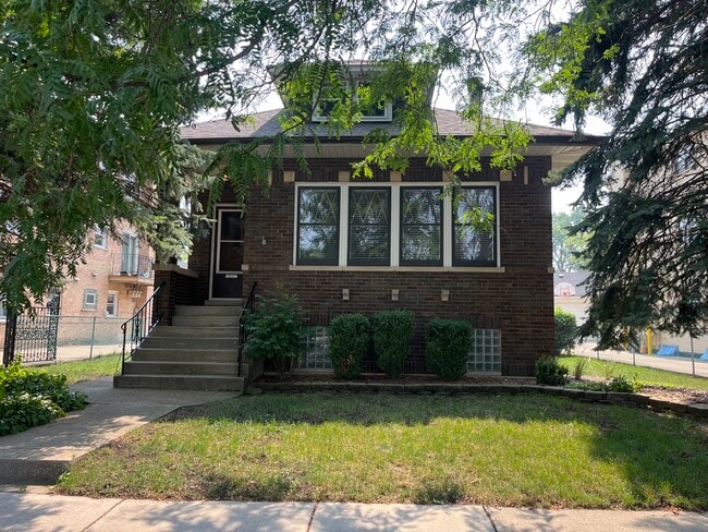 Building Photo - 6614 N Northwest Hwy Rental