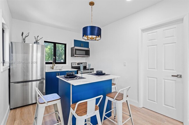 Photo - 1824 NW 47th St Unidad A
