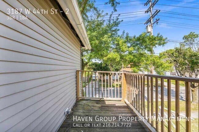 Photo - 3187 W 44th St Unidad 2