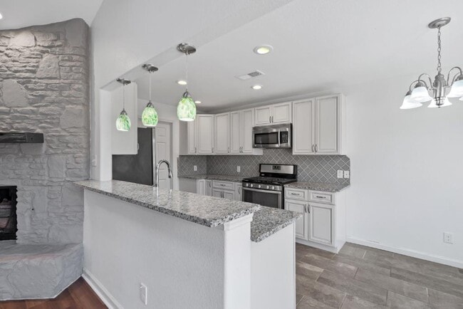 Building Photo - 1519 Gatlinburg Dr