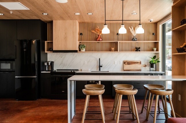 Resident Lounge with Entertainment Kitchen - Rivenwood