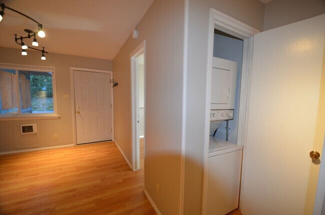 Photo - Unfurnished, 10 minutes from Downtown Breck!  In Unit Washer and Dryer!