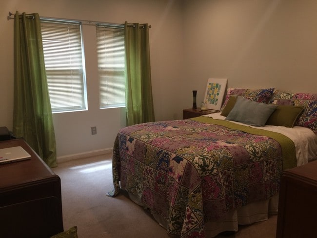 Photo - 1900 Key Blvd Unit 462