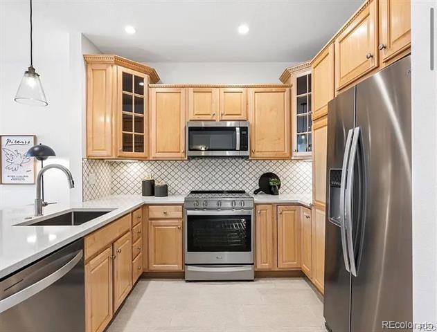 Photo - 2700 E Cherry Creek S Dr Unidad 218