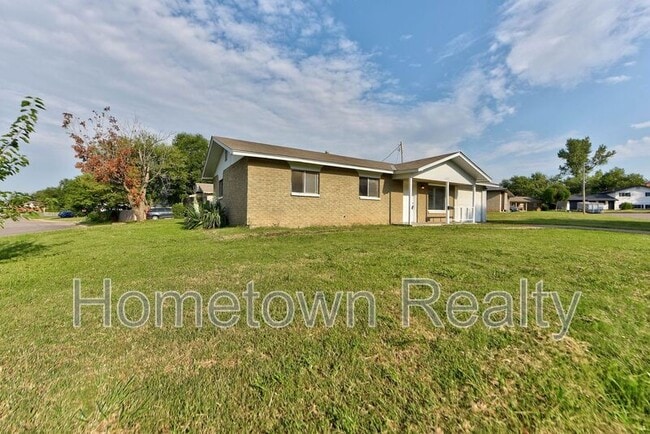 Photo - 2401 Piccadilly Cir