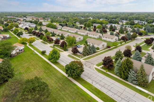 Aerial - Woodside Apartments