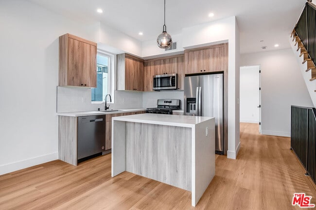 Photo - 5319 Ben Ave Unit 1