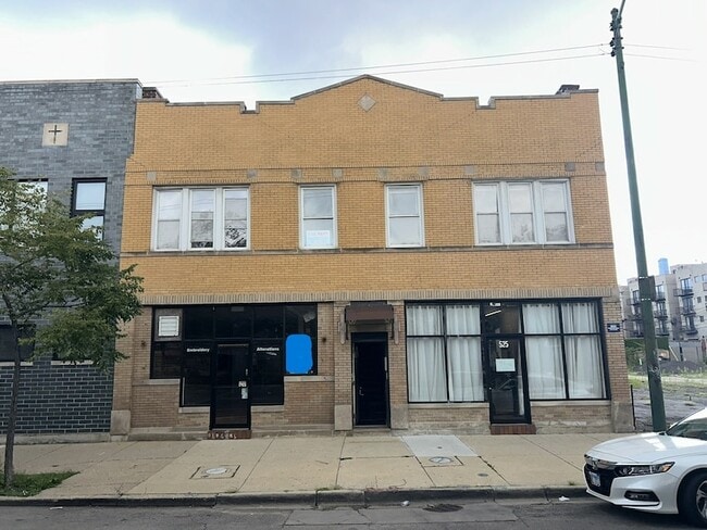 Building Photo - 527 N Ashland Ave Rental