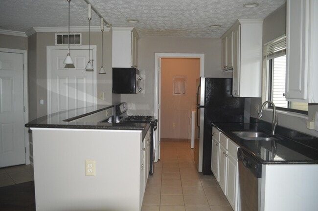 Photo - 2744 Greystone Dr Unit GD2744