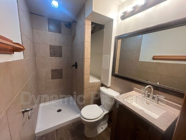 Photo - 7009 S 79th St