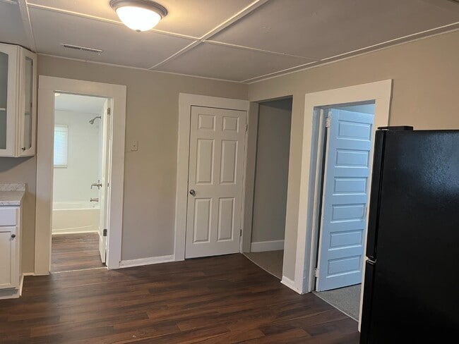 Photo - 910 Richardson Ave