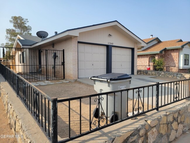 Photo - 11340 Lake Nasser Dr