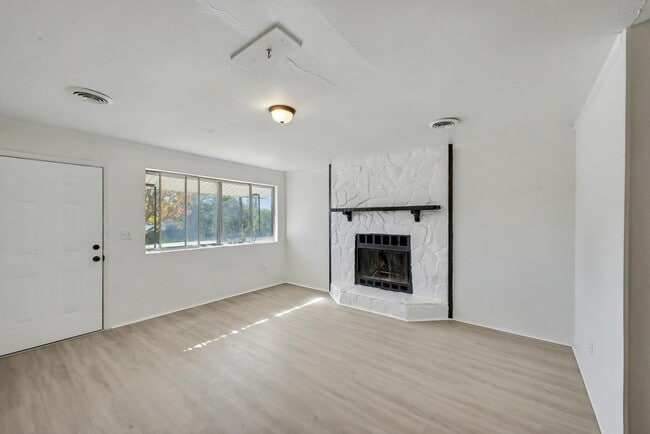 Photo - 2709 Lumpkin Rd