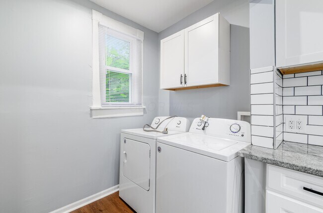 Photo - 370 N Garfield Ave