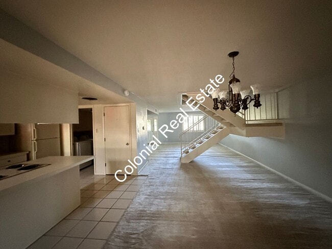 Photo - Spacious and unique 3 bedroom 2 and a half bath house on the golf course!